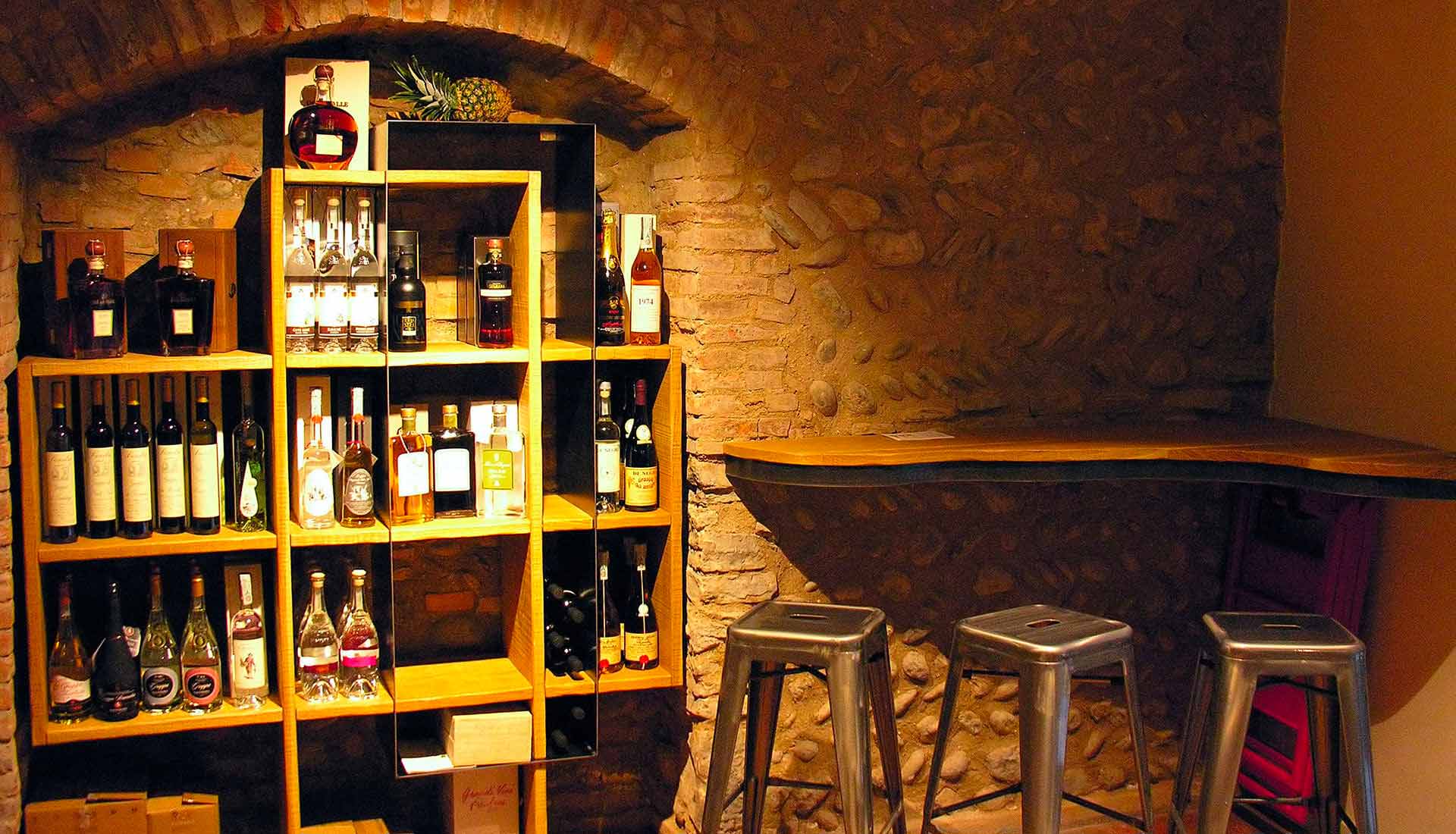 Arredamento Wine Bar Personalizzato Metalfrigor